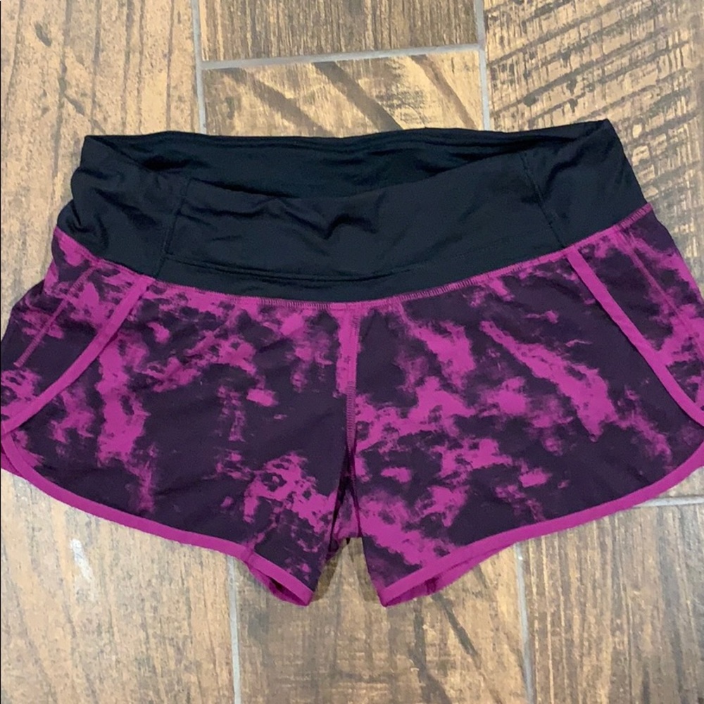 Black & purple LULULEMON running shorts | Size 6